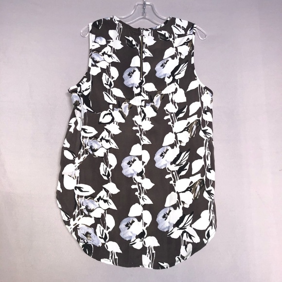 One clothing Brown Floral sleeveless blouse - Picture 3 of 5